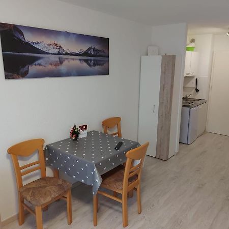 Apartment Homburg Uni-Naehe Esterno foto