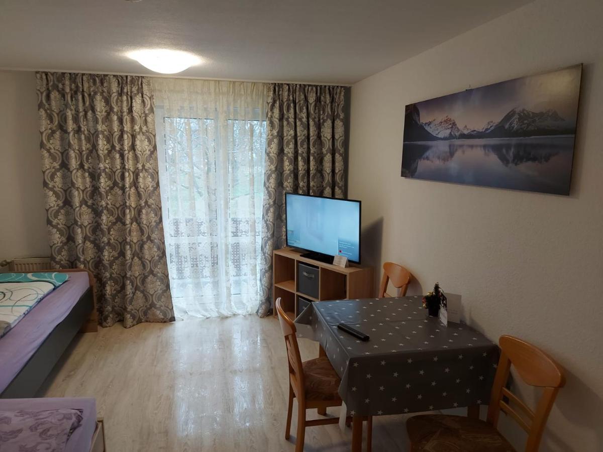 Apartment Homburg Uni-Naehe Esterno foto